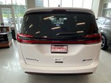 New 2025 Chrysler Pacifica Premium image 4