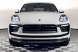 Certified 2025 Porsche Macan image 3