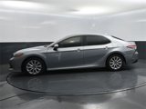 Used 2020 Toyota Camry LE image 5