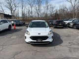 Used 2022 Ford Escape SE image 2