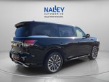 New 2025 INFINITI QX80 Luxe image 5