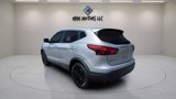 Used 2018 Nissan Rogue Sport S image 3