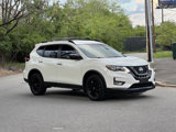 Used 2018 Nissan Rogue SV w/ Premium Package image 3