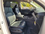 New 2025 Honda Pilot EX-L image 6