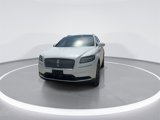 Used 2022 Lincoln Nautilus Reserve image 3