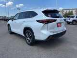 Certified 2025 Toyota Highlander XLE image 3