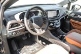 New 2025 Chrysler Pacifica Pinnacle image 3