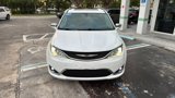 Used 2020 Chrysler Pacifica Limited image 4