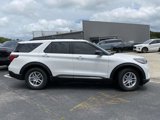 Used 2025 Ford Explorer Active w/ Active Comfort Package image 2