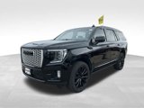Used 2021 GMC Yukon Denali w/ Denali Premium Package image 5