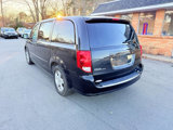 Used 2017 Dodge Grand Caravan SE w/ UConnect Hands-Free Group image 4