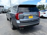 Used 2022 GMC Yukon XL Denali w/ Denali Premium Package image 3