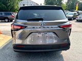 Used 2022 Toyota Sienna XLE image 4