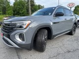 New 2025 Volkswagen Atlas Peak Edition SE image 2
