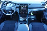New 2025 Jeep Grand Cherokee Altitude image 3