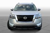 Used 2025 Nissan Pathfinder SV image 3