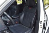 Used 2018 Bentley Bentayga image 2