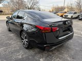Used 2022 Nissan Altima 2.5 SR image 3