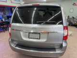 Used 2015 Chrysler Town & Country Limited Platinum image 5