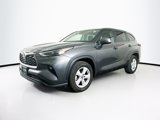 Used 2024 Toyota Highlander LE image 3