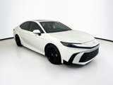 Used 2025 Toyota Camry SE image 3