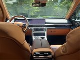 Used 2025 Genesis GV80 3.5T Prestige image 6