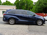 Used 2021 Toyota Sienna XLE image 6