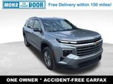 Used 2025 Chevrolet Traverse LT image 1