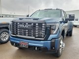 New 2025 GMC Sierra 3500 Denali Ultimate image 2
