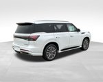 New 2025 INFINITI QX80 Luxe image 5