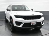 New 2025 Jeep Grand Cherokee Altitude image 4