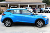 Used 2021 Nissan Kicks SV image 3