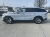 New 2025 Lincoln Aviator AWD image 5