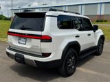 Used 2024 Lexus GX 550 image 3