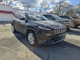 Used 2017 Jeep Cherokee Limited image 3