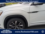 New 2025 Volkswagen Atlas SEL Premium R-Line image 2