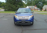 Used 2014 Ford Explorer XLT image 2