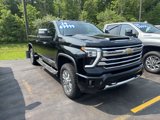 Used 2024 Chevrolet Silverado 2500 High Country image 3