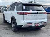 New 2025 Nissan Pathfinder Platinum image 5