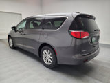 Used 2022 Chrysler Voyager LX image 5