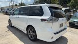 Used 2016 Toyota Sienna SE Premium image 5