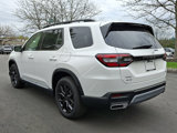 New 2025 Honda Pilot Touring image 3