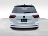 Used 2022 Volkswagen Tiguan SE R-Line image 6