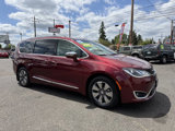 Used 2017 Chrysler Pacifica Platinum image 3