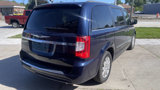 Used 2016 Chrysler Town & Country Touring w/ Driver Convenience Group image 3
