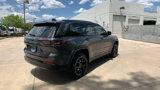 Used 2025 Jeep Grand Cherokee Altitude image 4