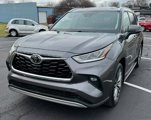 Used 2021 Toyota Highlander Platinum image 3