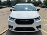 New 2026 Chrysler Pacifica Select image 2