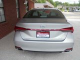 Used 2022 Toyota Avalon XLE image 4