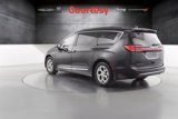 Certified 2023 Chrysler Pacifica Limited image 5